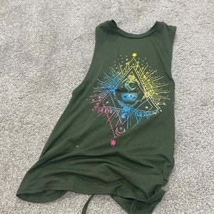 Green hippie top with adjustable cinch in back